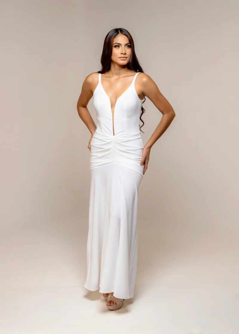 Vestido Ivory escote profundo con pliegues